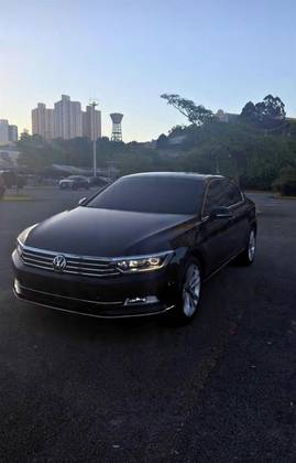 VOLKSWAGEN PASSAT 2.0 16V TSI BLUEMOTION GASOLINA HIGHLINE 4P DSG VOLKSWAGEN PASSAT 2.0 16V TSI BLUEMOTION GASOLINA HIGHLINE 4P DSG